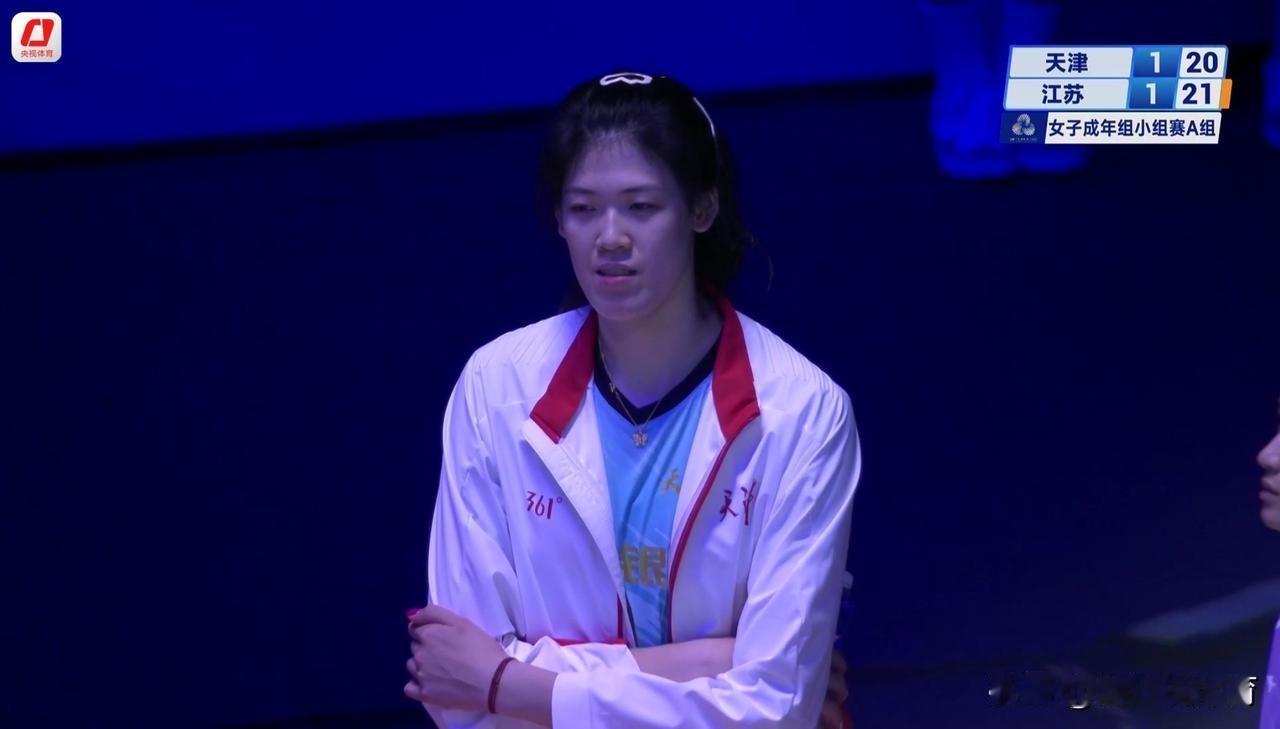 江苏女排3-1天津女排，最高兴的是赖亚文和赵勇。由于两支球队都已确定是小组第一、