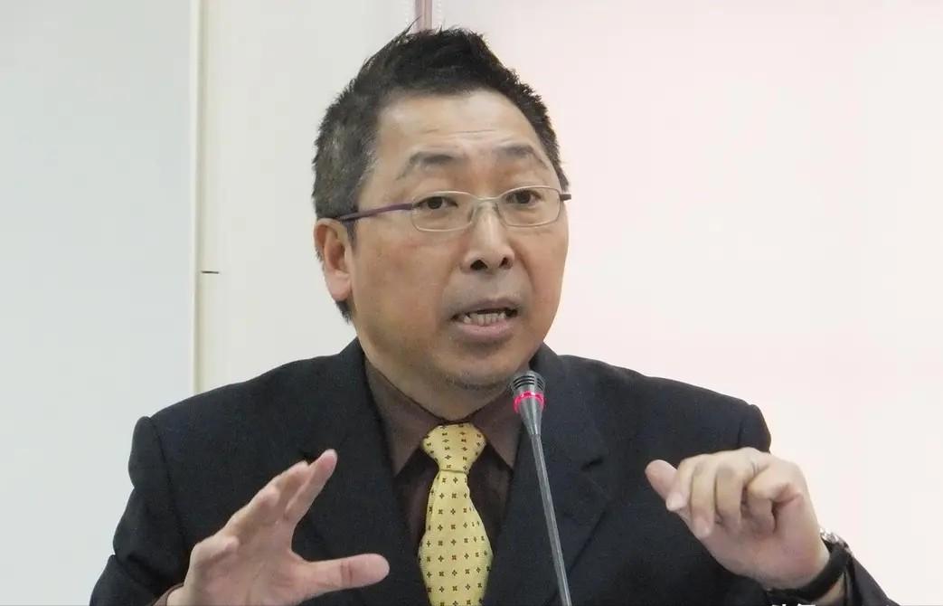 唐湘龙直接开炮：民进党，郑丽文你们动不得！不是柯文哲，不是蔡正元，她是大陆认可的