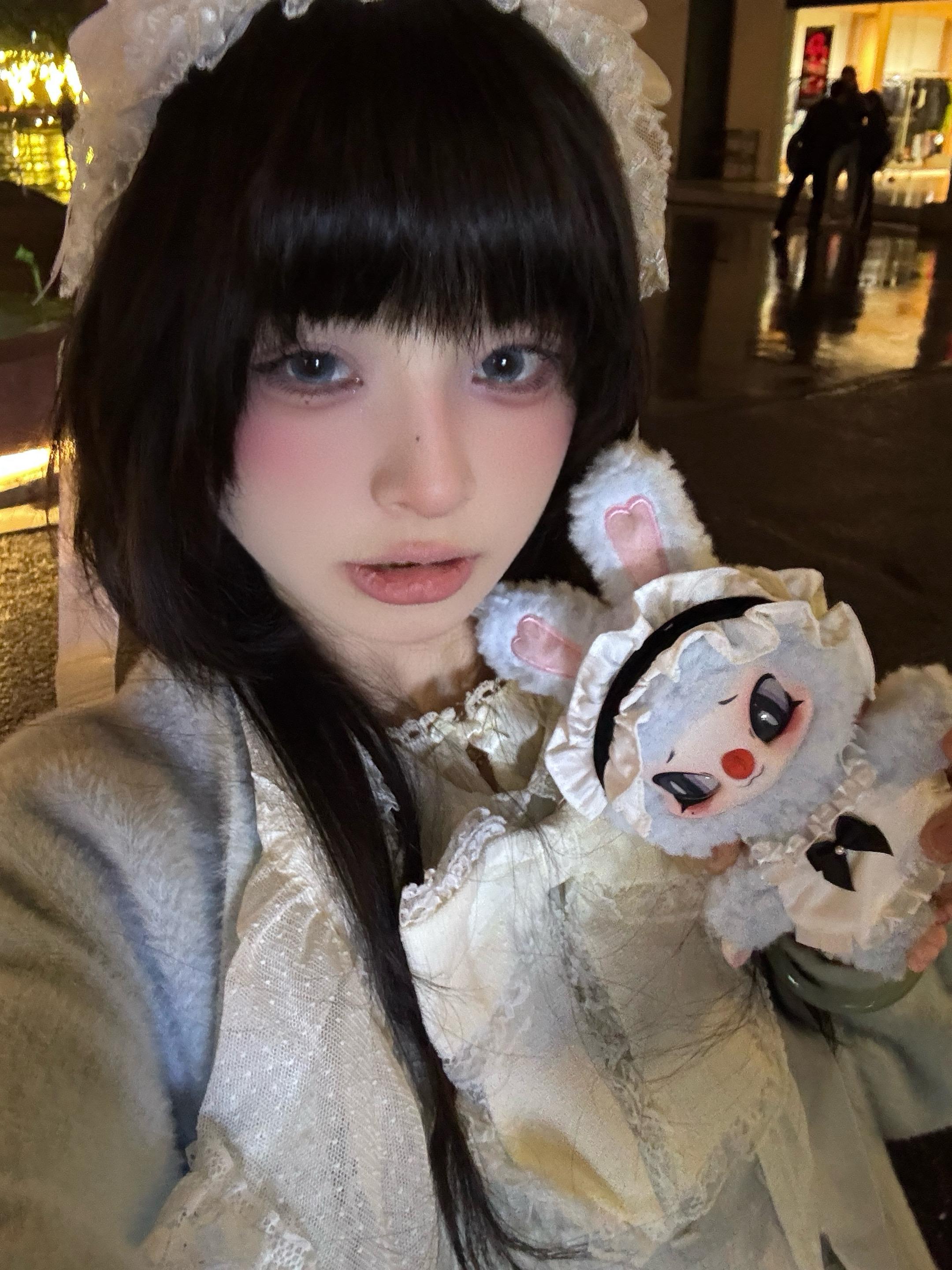 今天开的盲盒和我穿搭一样的色系诶😲