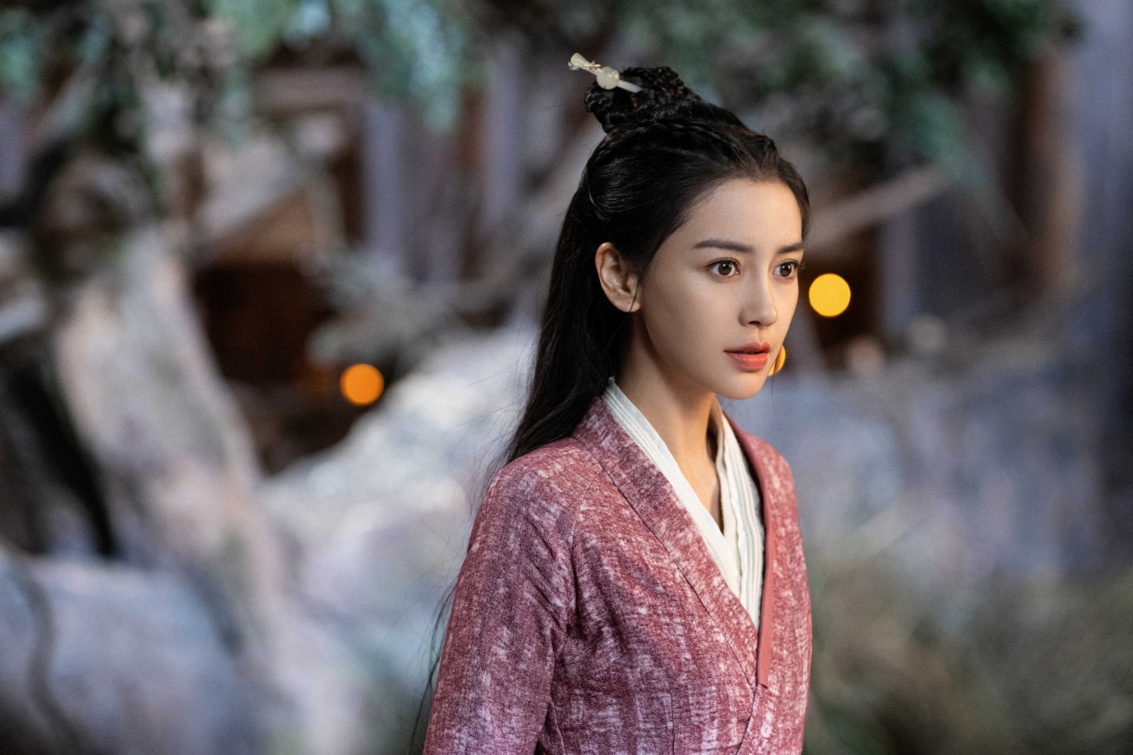 angelababy angelababy 你生来就是一场风，注定穿过藤蔓遇见星