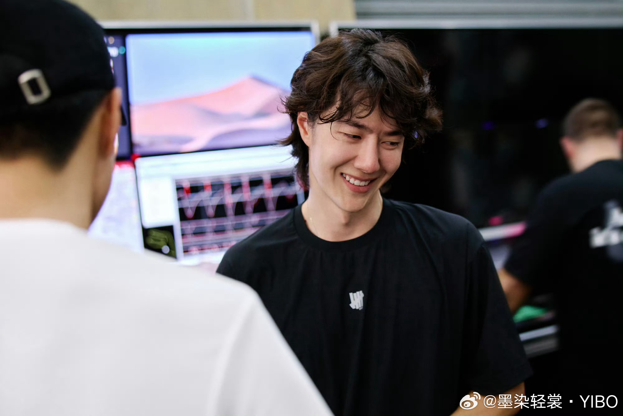 他们盼你爬得高，站得远，我只盼你平安健康王一博向全世界安利王一博