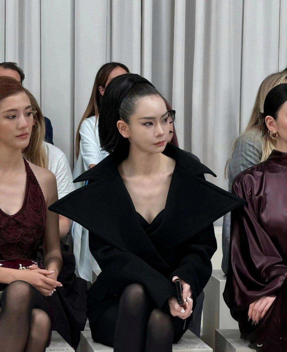 姐，这头皮拉的不疼吗 ​​​