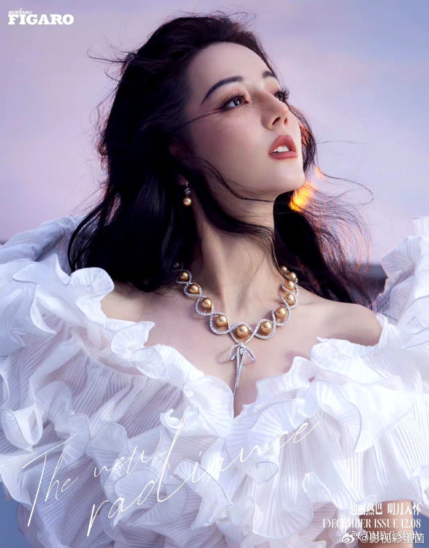 #迪丽热巴高定封面##迪丽热巴白衣神女# 神女降临[哇] ​​​
