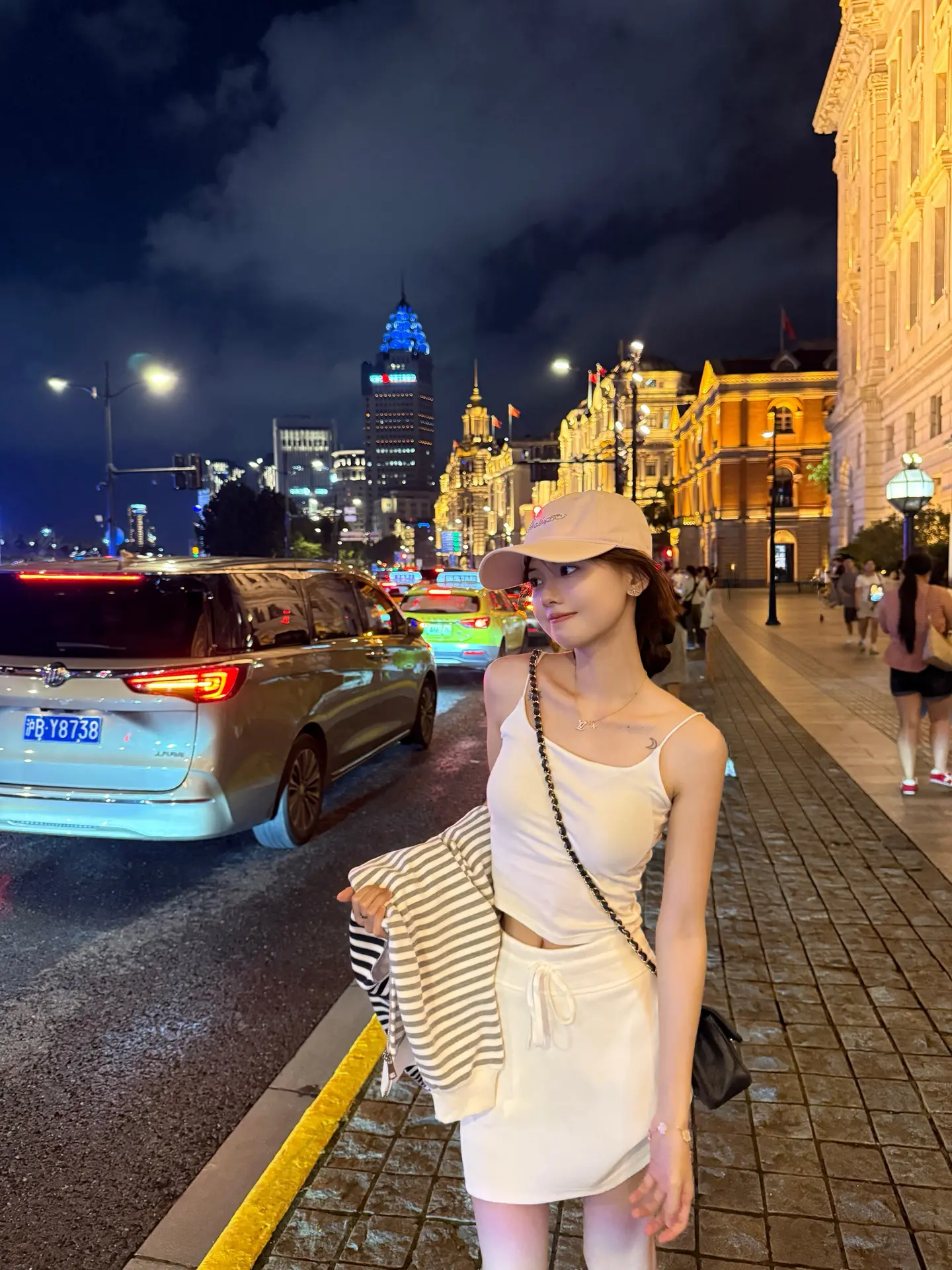 无论是什么关系 我看不到我想要的态度 我自然收回我所有的好 这叫识趣