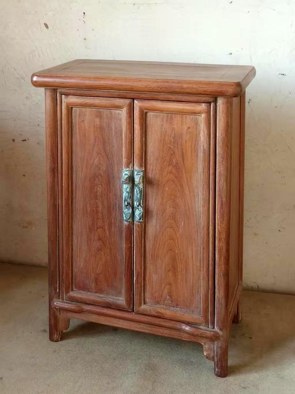 我骂同事钱多烧得慌，结果小丑竟是我自己？
婆婆走后留个旧柜子在老屋，放了半月嫂子