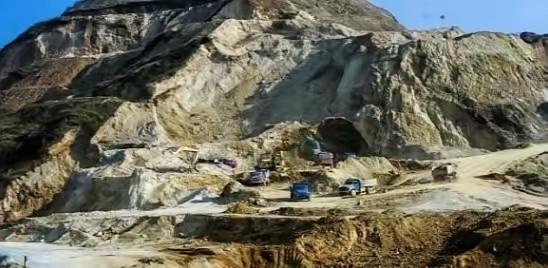 土耳其发现超6亿吨稀土矿，瞬间觉得自己手握“王炸”，扭头就找中国：你出技术，我出