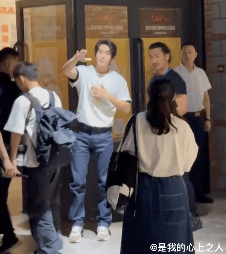 #动图[超话]# 于适这一步跨过来的时候很坚决 ​​​