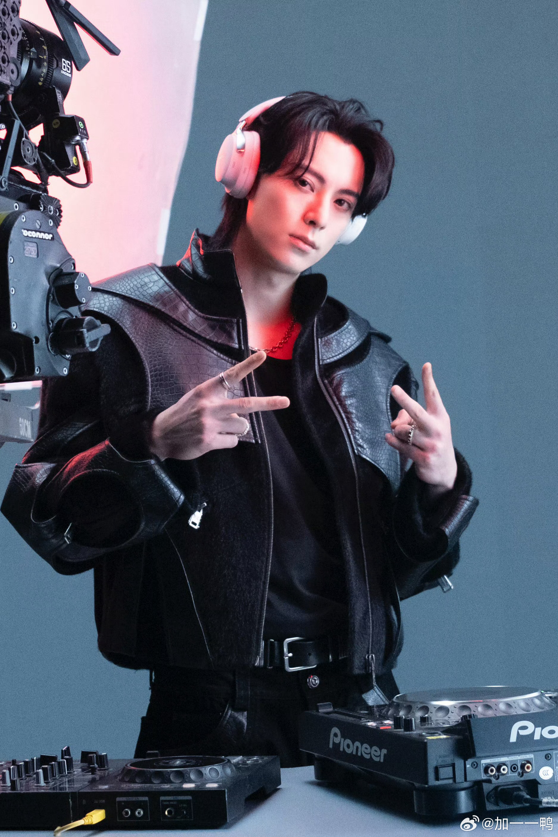 当世界没有意义，我会戴上有你声音的耳机🎧棣欣引力 ​​​