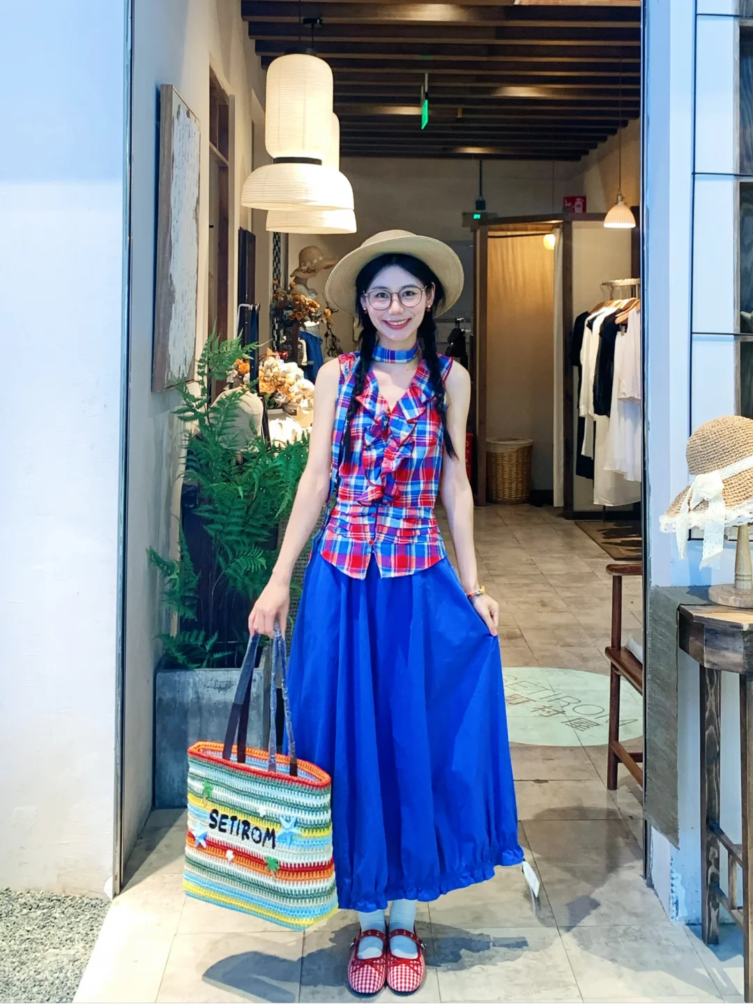 163 90｜🔴🔵夏日的活力感红蓝撞色穿搭～