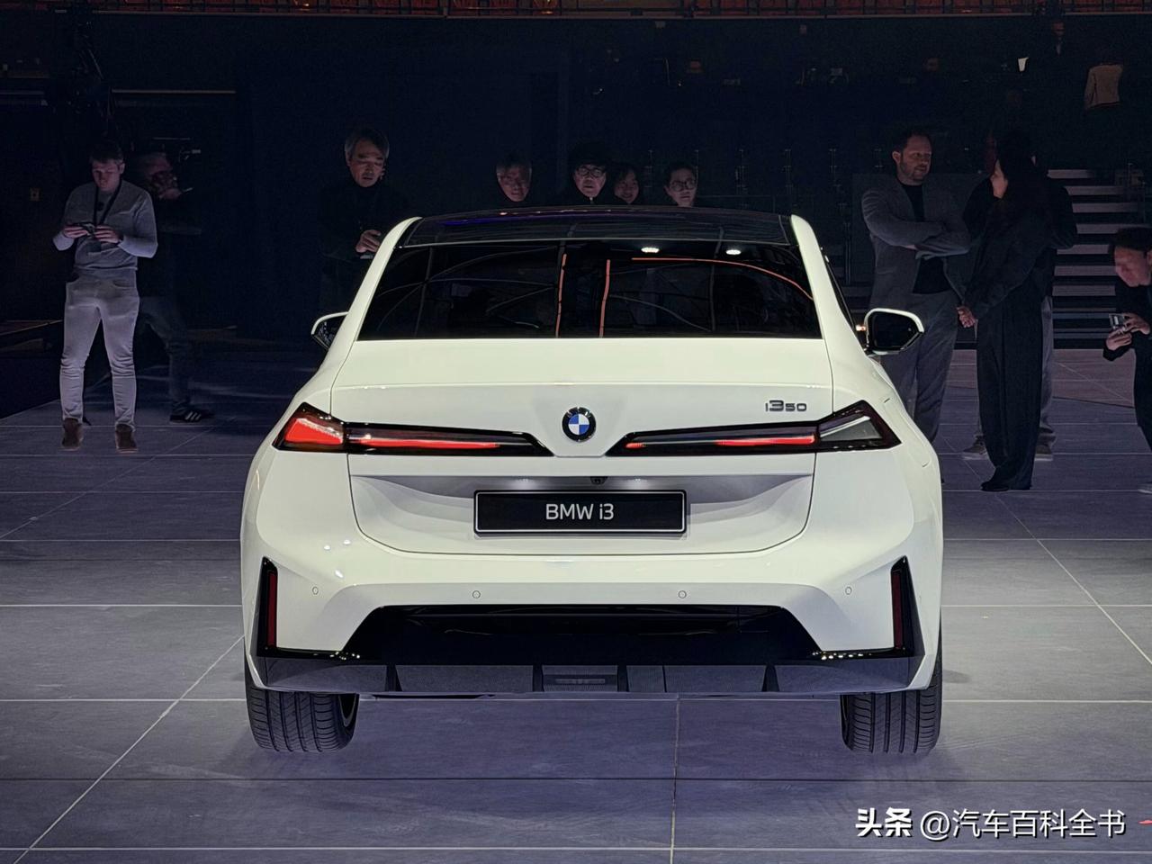 全新i3整体看起来就怪怪的！