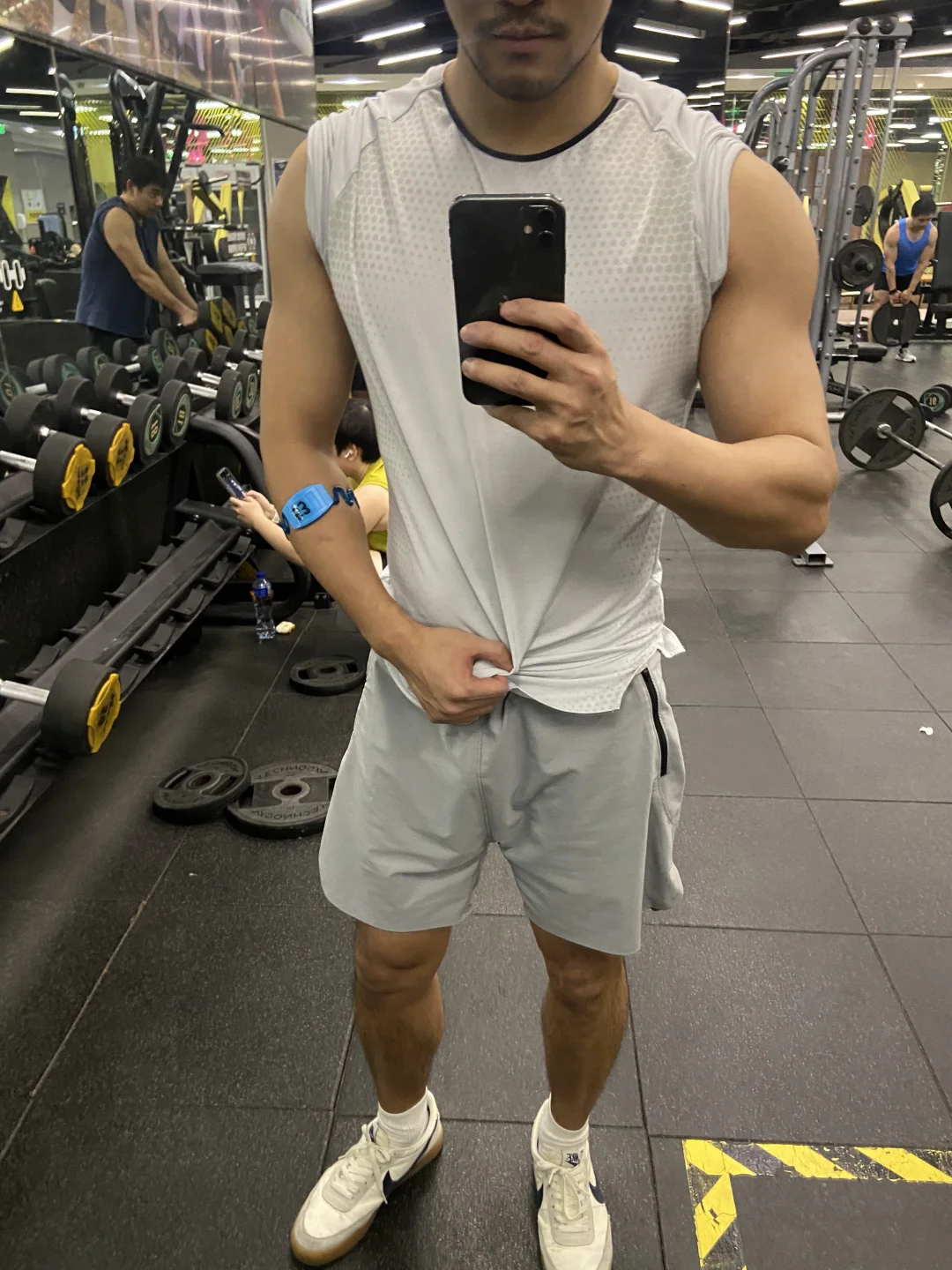 我请教一个问题