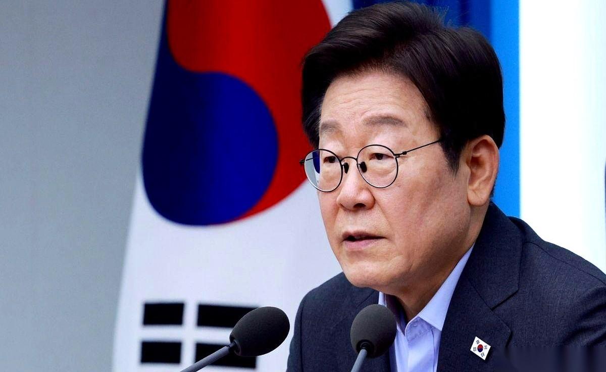 把这块地，划给我。
就这么直接，连个“请”字都没有。老美总统要去韩国了，人还没到