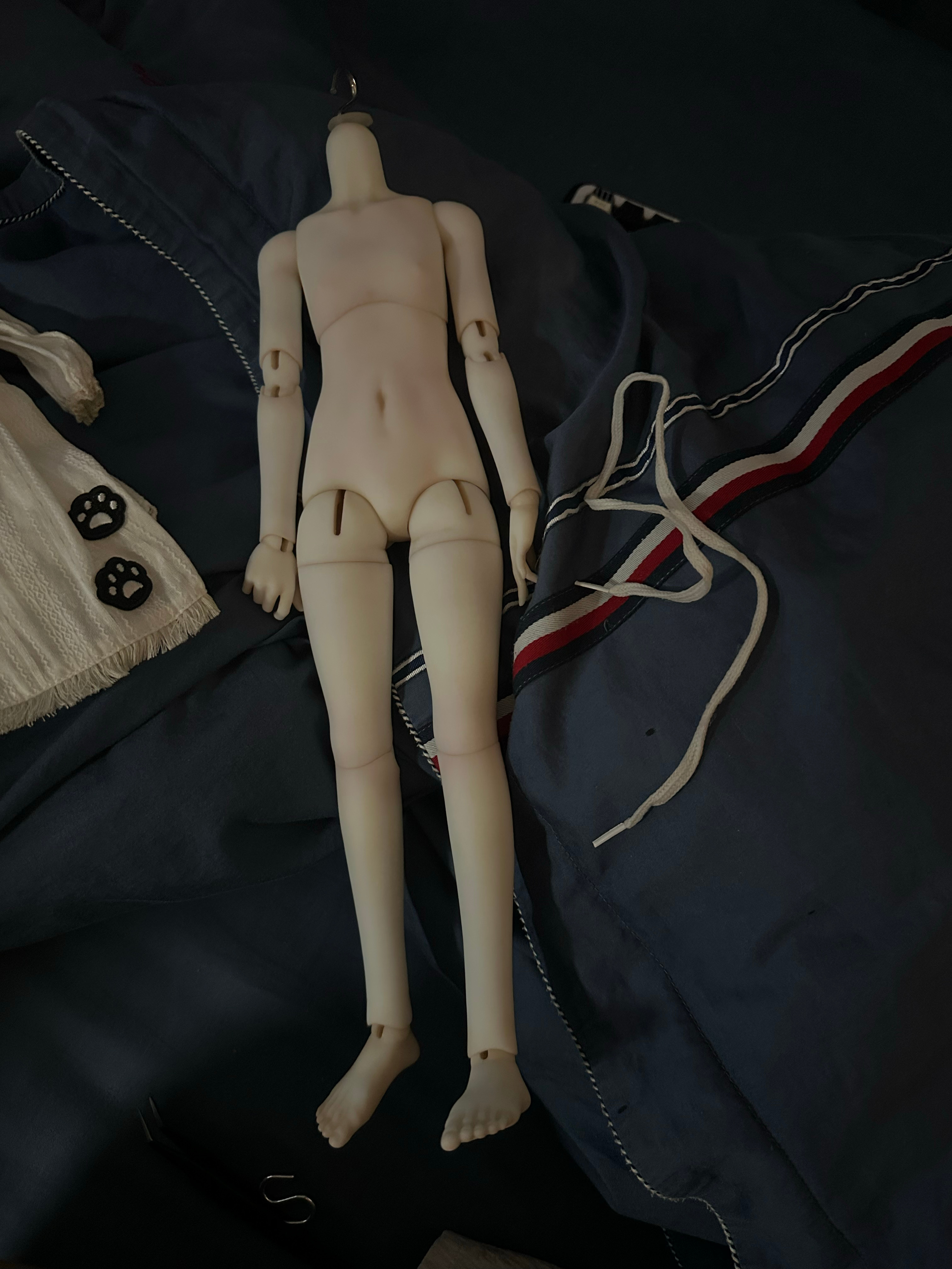 一根鞋带一个奇迹……我的手要废了，我要买个结实点的s钩换上再也不想拉筋了 