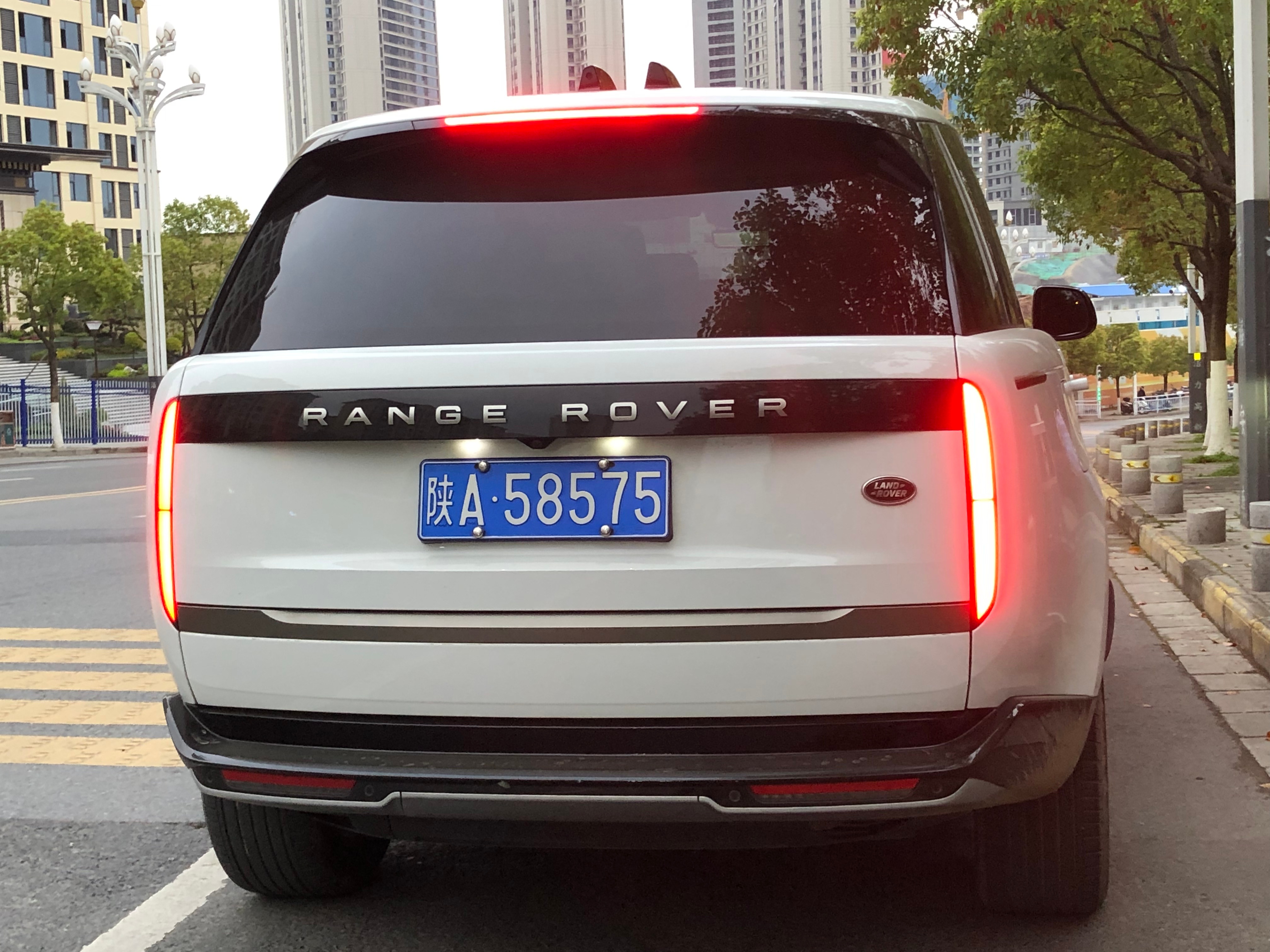 全球车牌 陕A58575路虎揽胜行政 安康