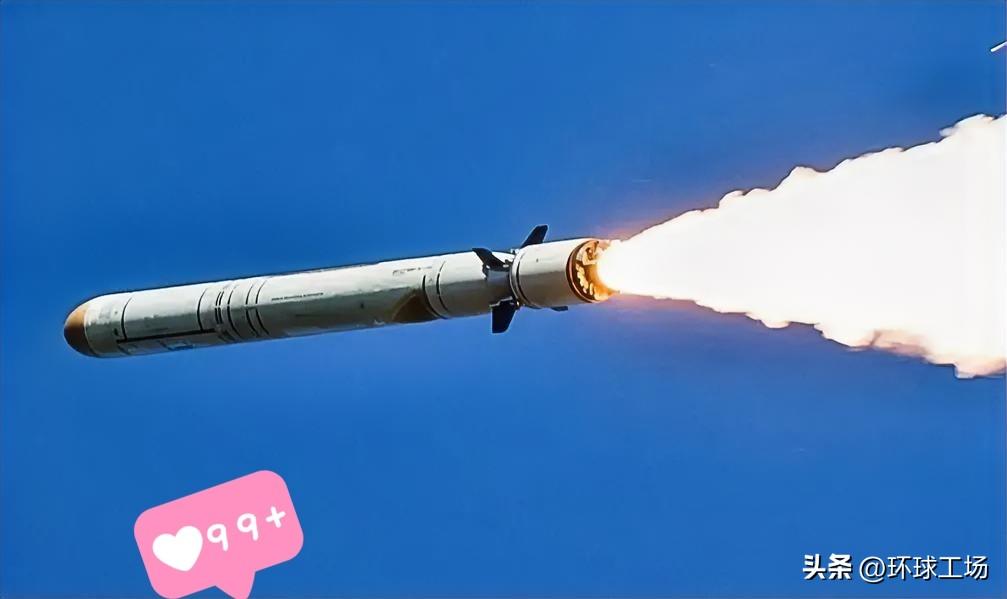 你敢信？俄军把“全球禁止”的螺丝刀导弹，直接砸向了乌克兰战场！
这款射程超过20