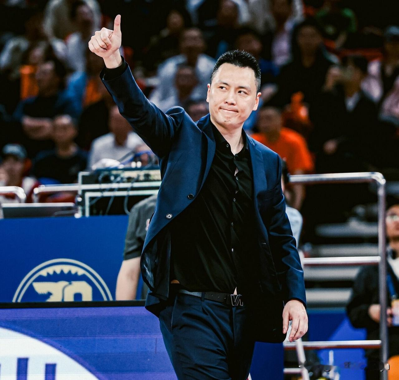 赛后卢伟指导该反思反思！

上海队坐镇主场，比对手多出15个罚球的情况下竟然输了