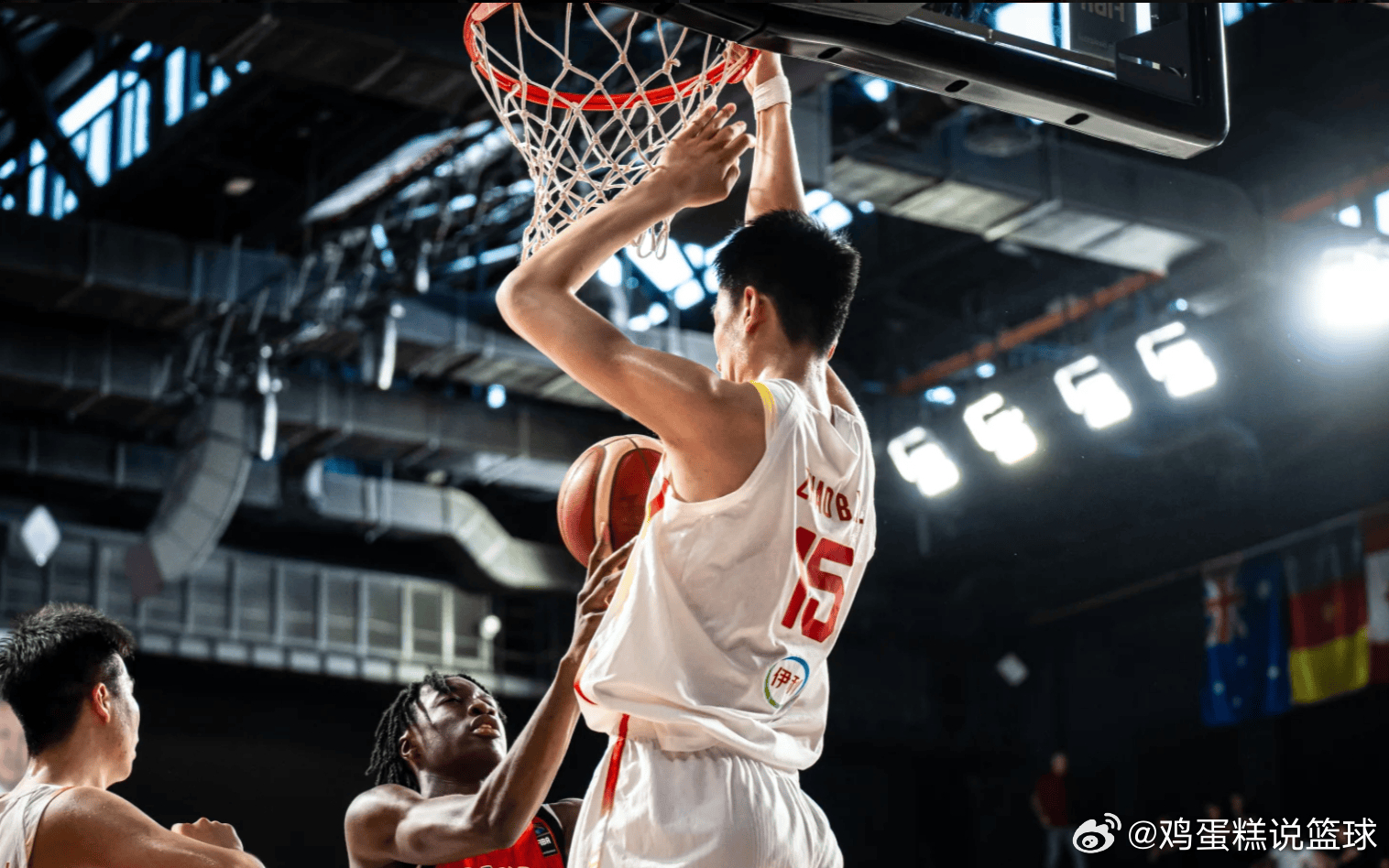 昨日进行的U17男篮世界杯，中国男篮78-87不敌加拿大男篮。赵博新出战28分钟