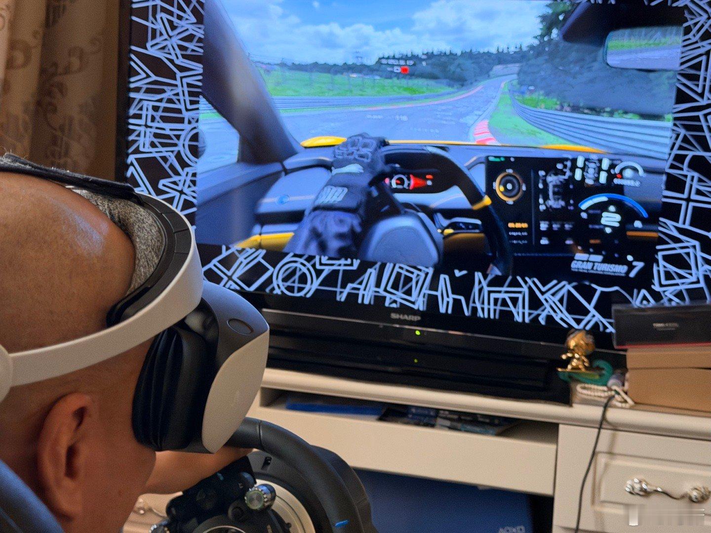 SU7 Ultra车主来我家开SU7 Ultra 小米su7ultra上线gt7