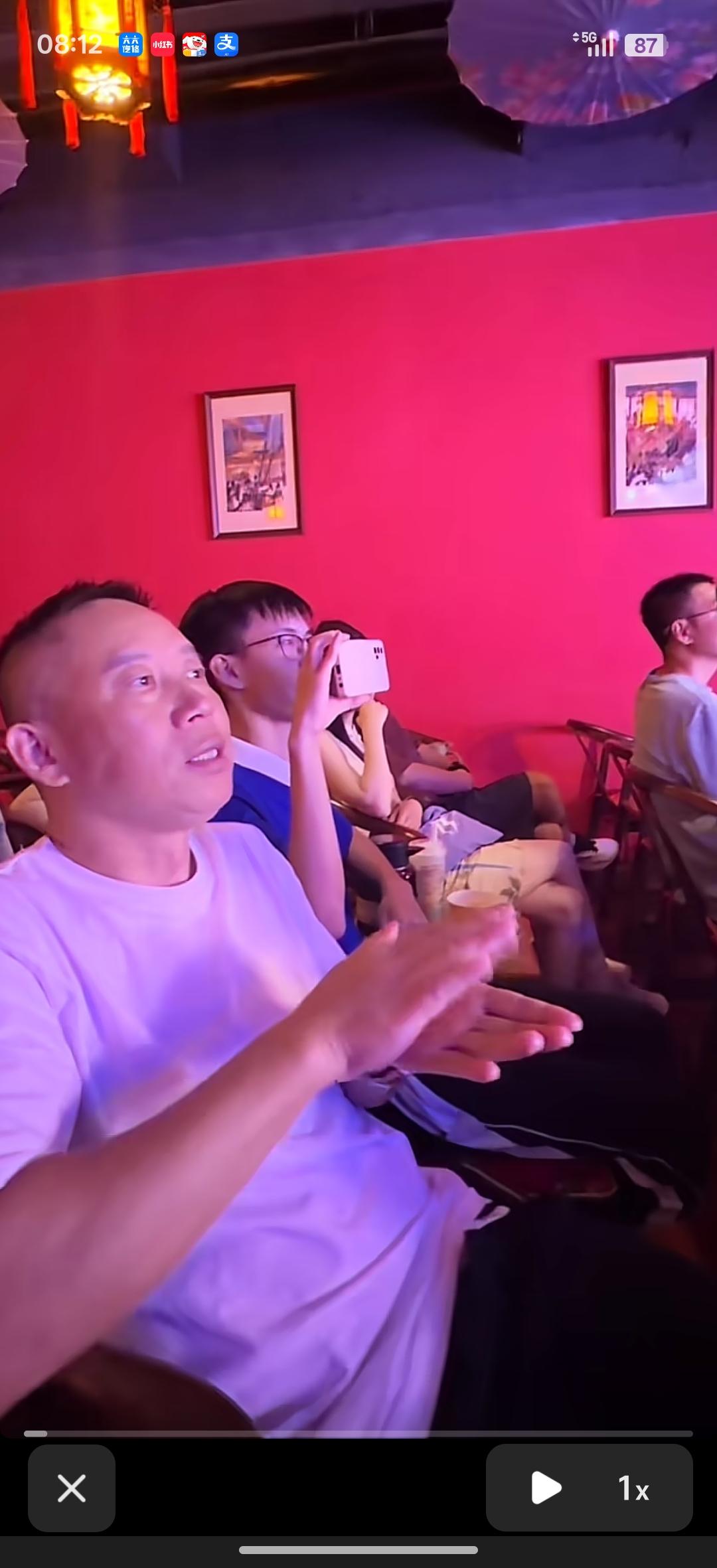 1个女儿2个儿子，父母经济自由，子女不啃老，这样的家庭，是多少人梦寐以求的了！