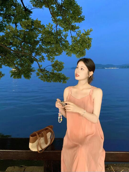 西湖的蓝调时刻🦋