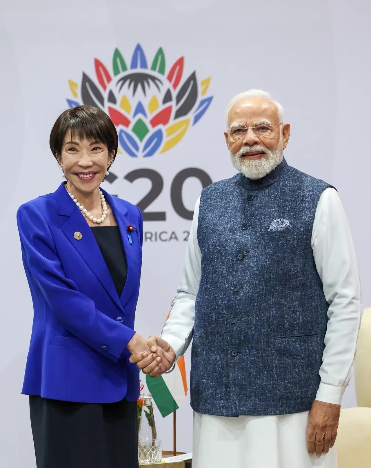 印度总理莫迪11月23日发文说：“我与日本首相高市早苗举行了富有成效的会晤。我们