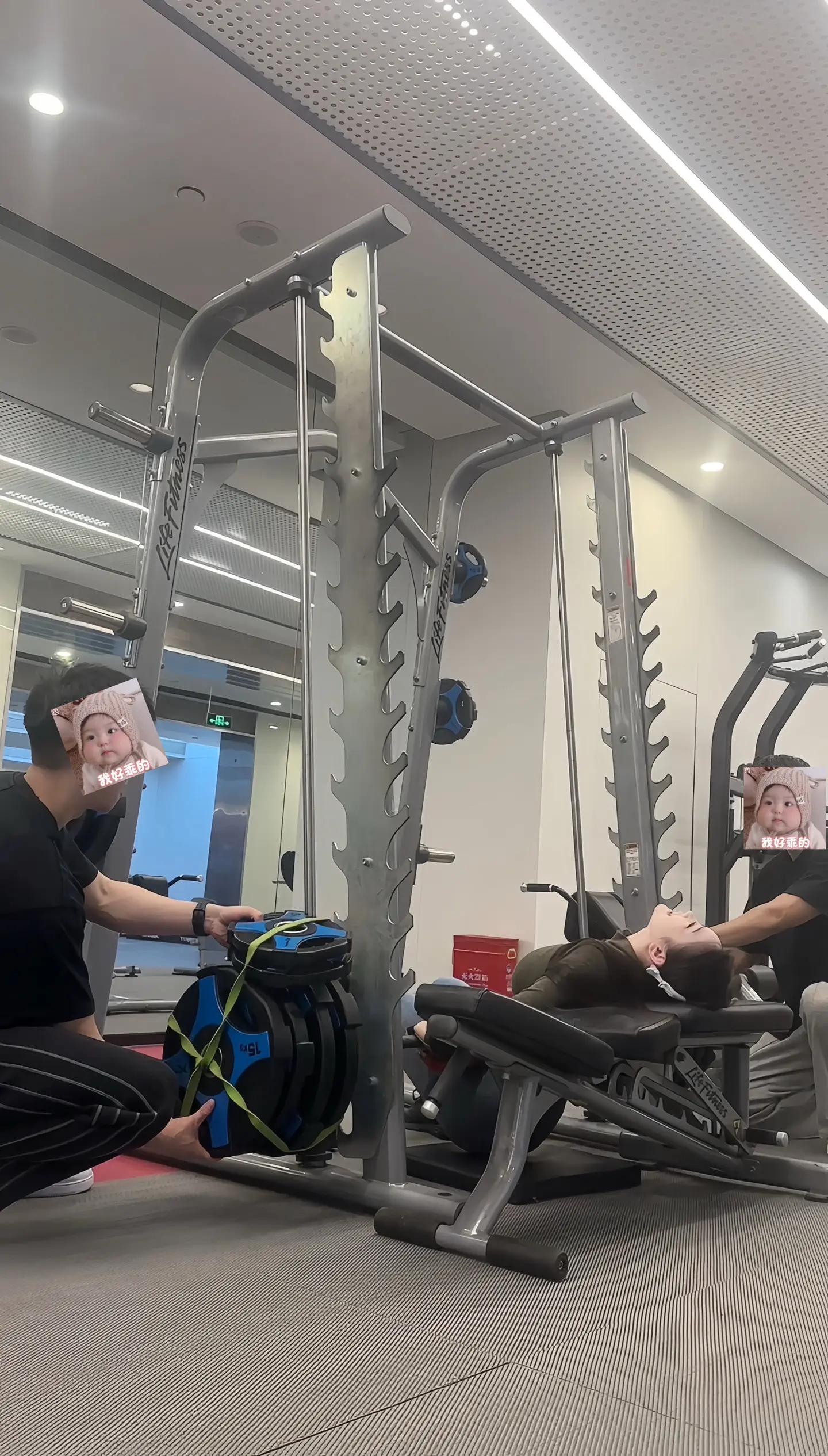 怎么算不努力呢，180公斤臀推～