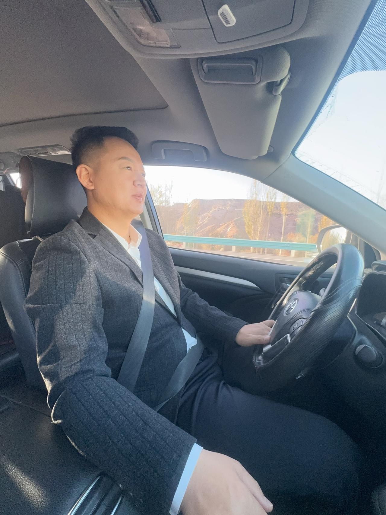 元气满满的一天，出发图木舒克直播助农👍🏻