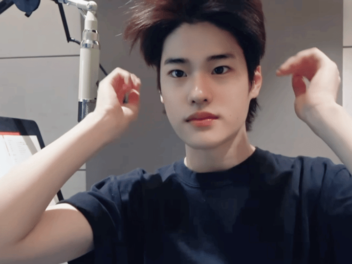 刚刚在油管听录音室cut，又被帅到