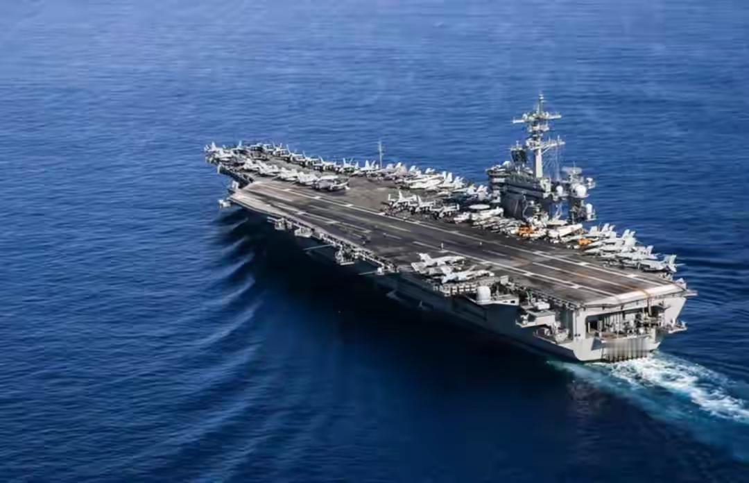 美军航母到了，伊朗制定“战时计划”，中东各大势力纷纷准备