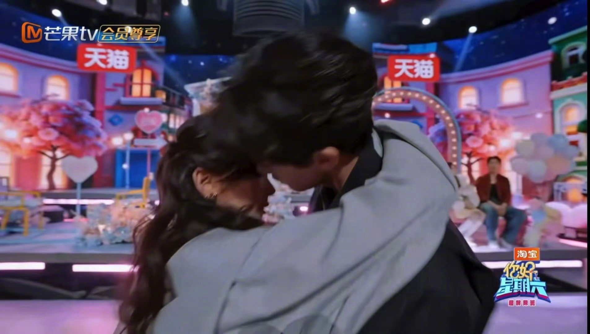 孔雪儿邓凯好六借位吻好甜好甜好甜！ 