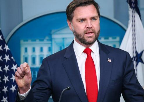 【美国副总统万斯表示，格陵兰岛对美国国家安全至关重要。 】他认为，欧洲领导人应该