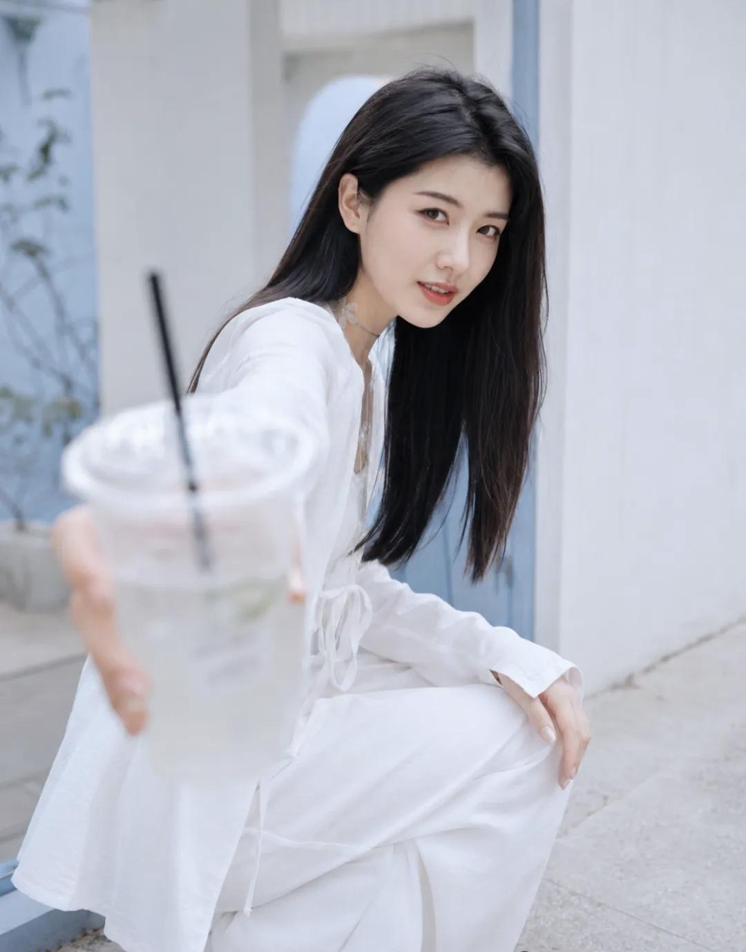 随拍[比心][玫瑰]分享您的美丽街拍照 美景美人分享 身边之美随手拍