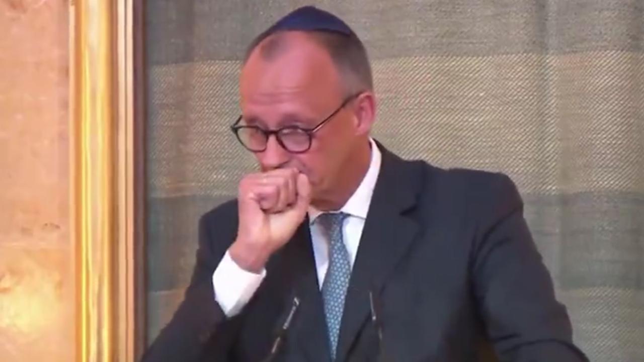 德国总理默茨彻底慌了！半年时间，11900家企业倒闭，中企反而成了救命稻草？
 