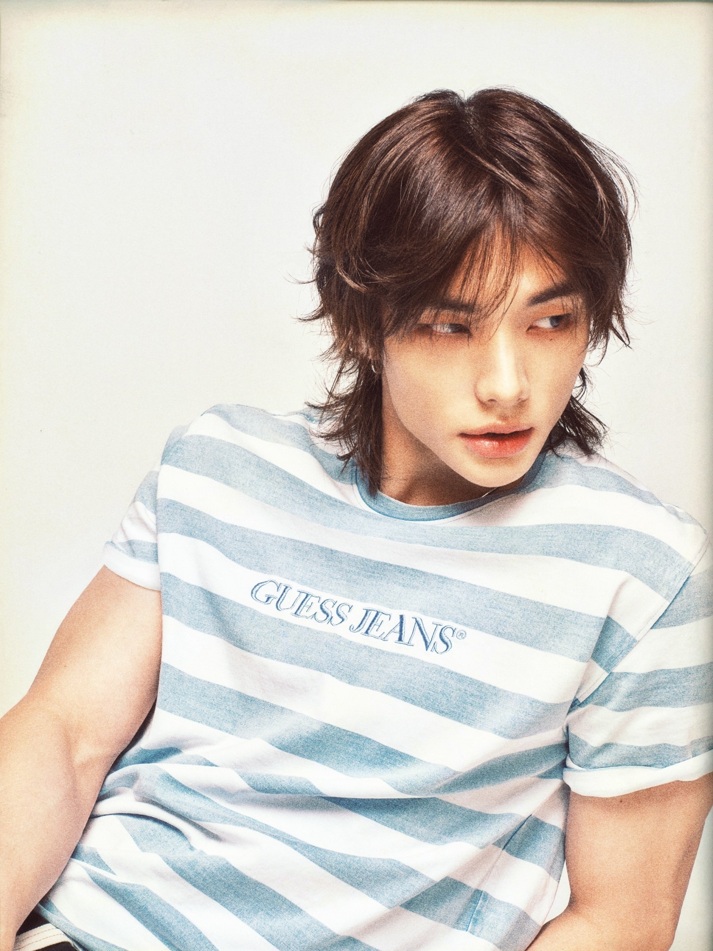 黄铉辰 × GUESS 全球品牌代言人来自 Hyunjin 全新商务，出任 GU