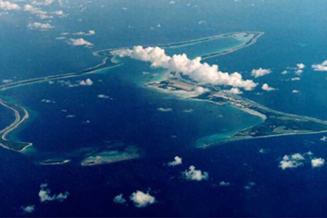 国被迫叫停查戈斯群岛移交计划，原因是没拿到特朗普的点头。这片印度洋上的群岛主岛迪