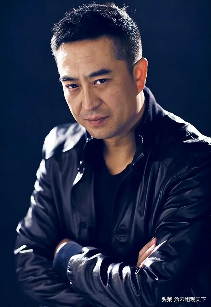 心理学家很现实的话：
 
“50来岁的单身男人，如果没了真心与担当，就别随便找个