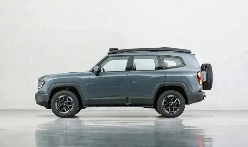 【深蓝G318将于今日上市 增程动力硬派SUV】新车定位为硬派SUV，动力方面搭