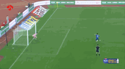 张桐瑞梅开二度宿迁市足球队 宿迁队2比0领先南京队了，张桐瑞点射，梅开二度了！ 