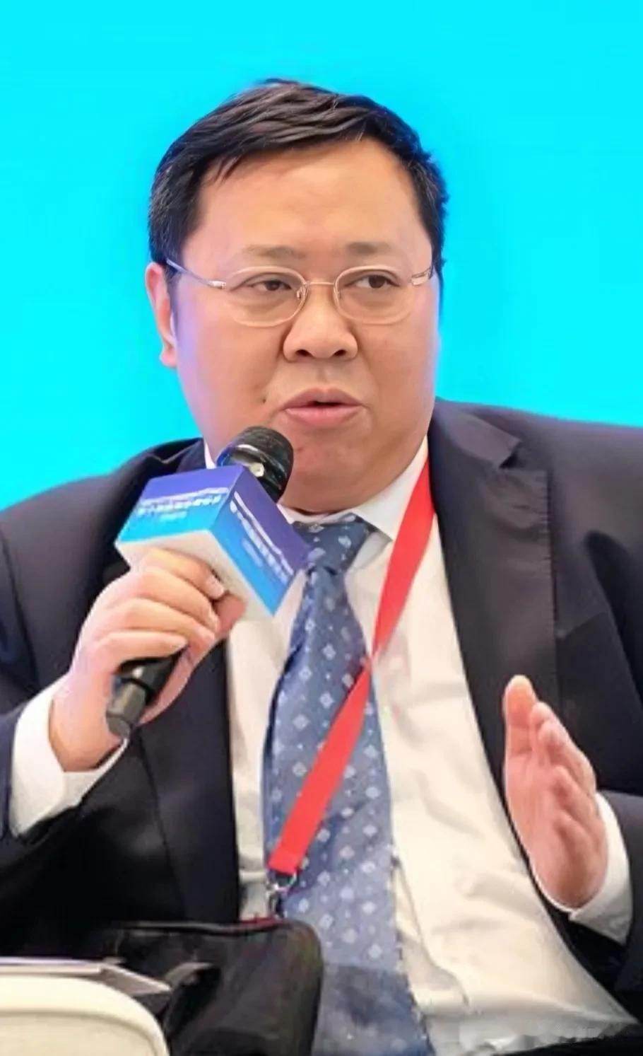 养老保险董事长一鸣惊人:我国老百姓个人储蓄全世界最高，而养老金储备严重不足，建议