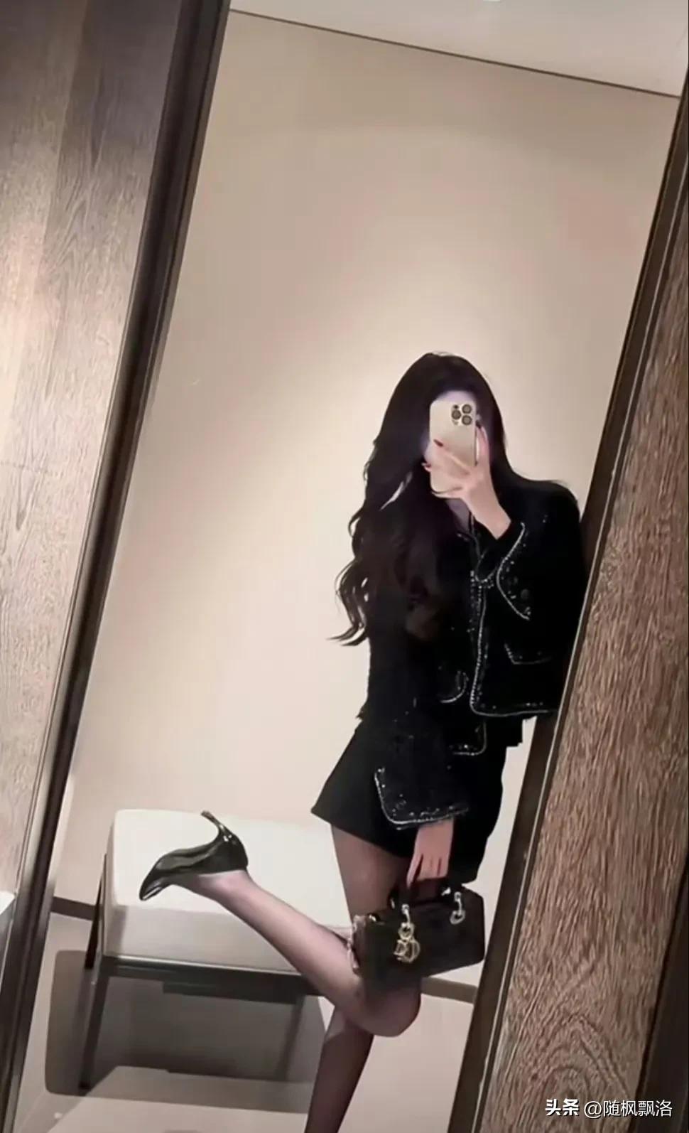 忍气吞声，还不是为点窝囊费，快过年了，强制让自己开心点，准备年货！甜美当不了一点