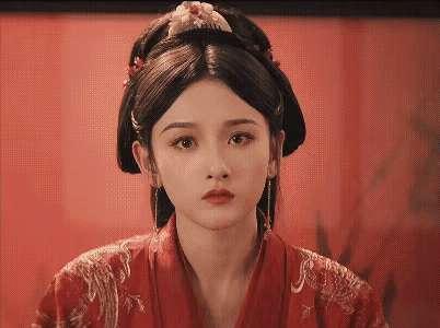 在看到宋祖儿饰演小乔的造型前，我对影视化作品选角总抱有怀疑，毕竟原著里小乔的倾国