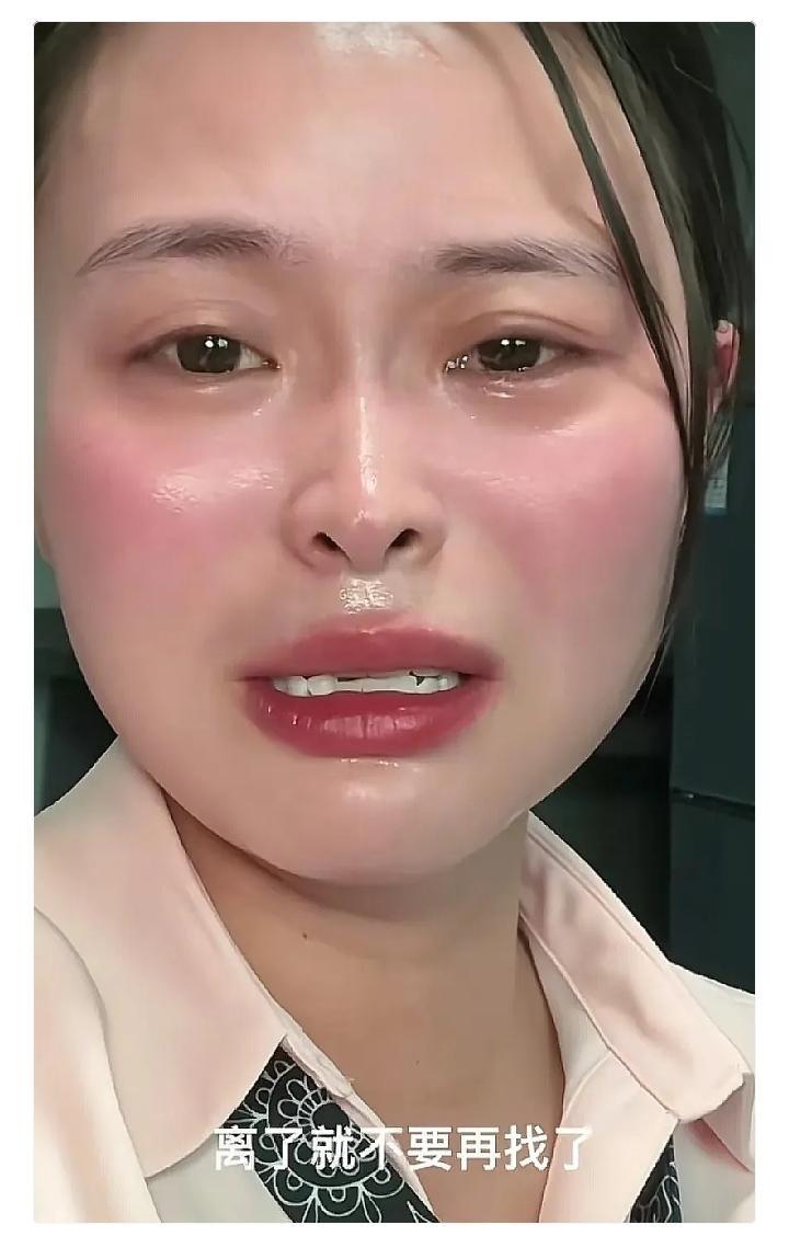 我妈开门见山的问我，我弟结婚，我能出多少钱。

我一脸疑惑的问她：你想我出多少？