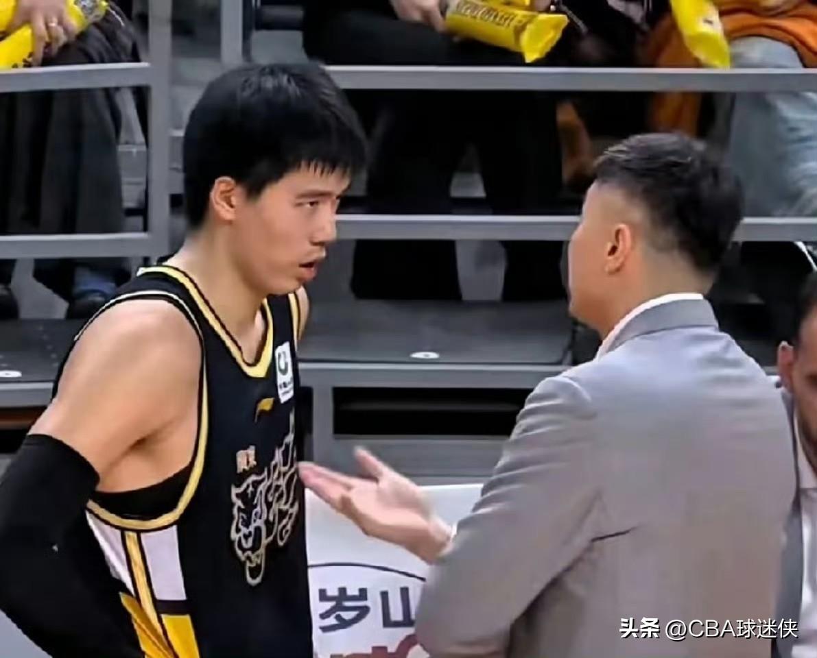 屋漏偏逢连夜雨！广东内线再遭重创，今晚拿什么顶周琦+麦基？

大战在即，广东男篮