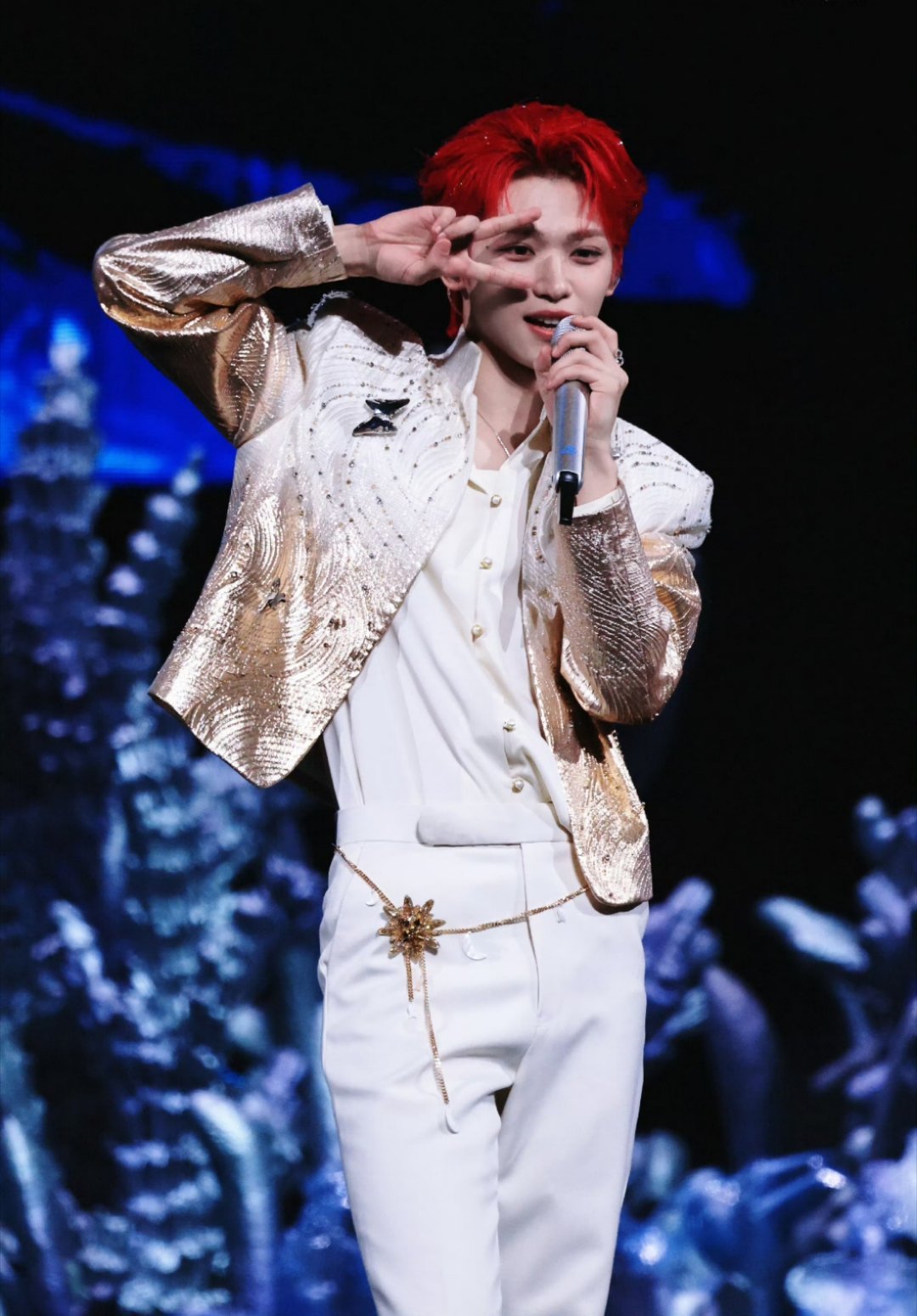 梓渝就这个冷脸萌每天妆造都不一样 换个造型就是不一样的感觉