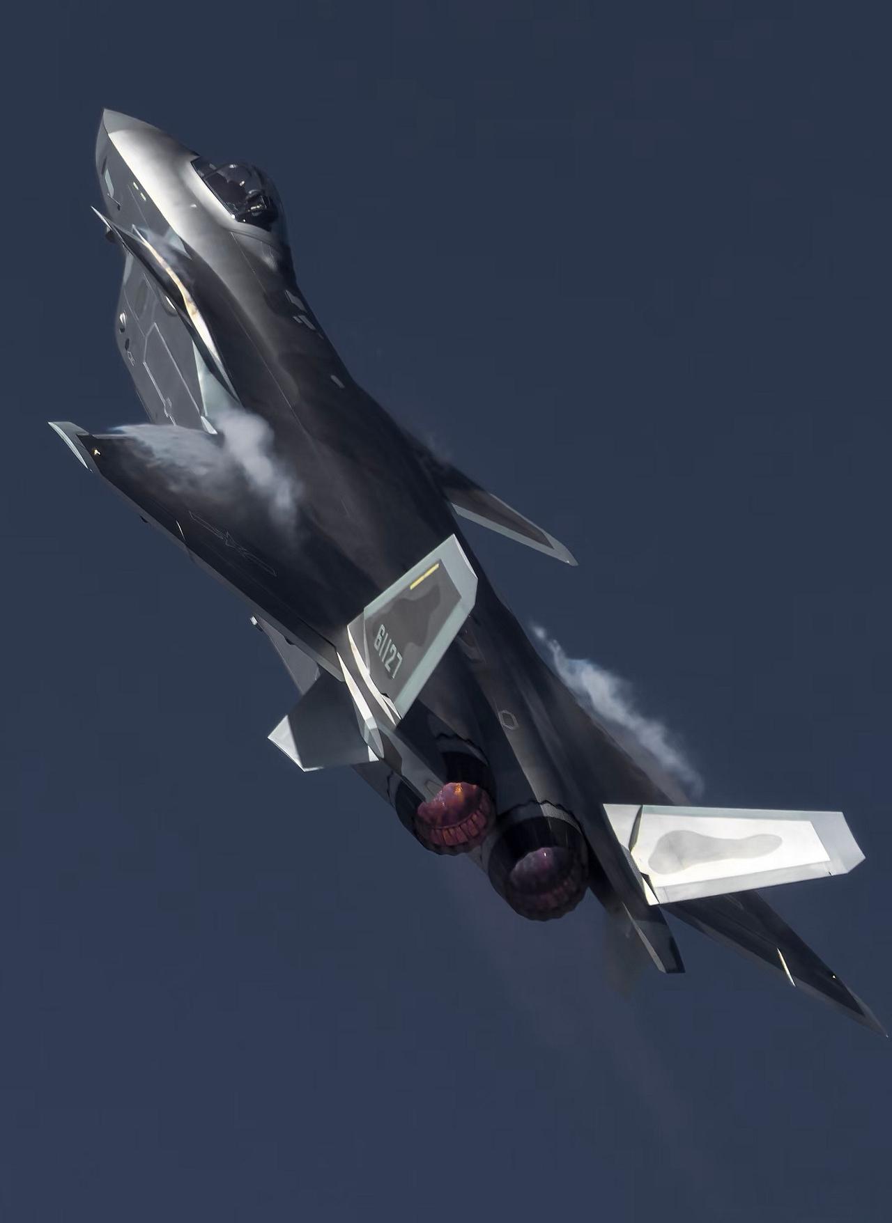 歼-20（风哥 摄影） ​​​