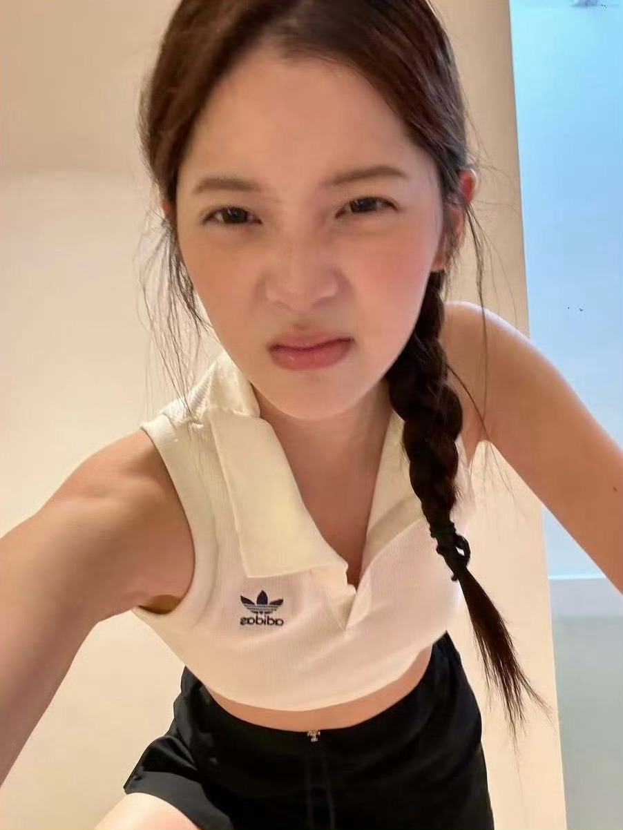 欧阳娜娜 