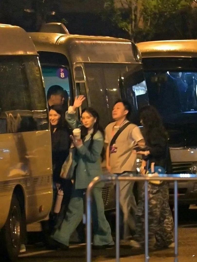 网传浪姐二公分组网传浪姐二公分组徐洁儿、阚清子一组、曾沛慈黄灿灿一组、淡淡何宣林