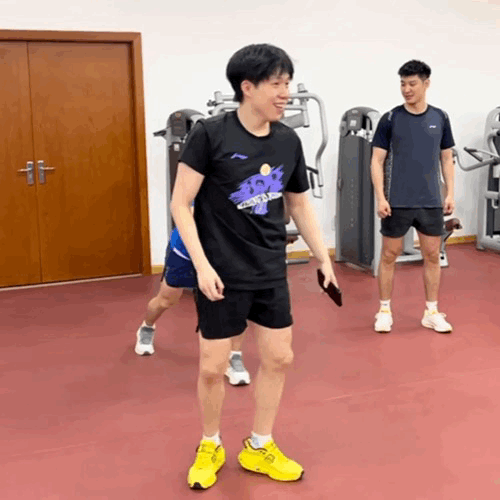 笑弯了腰🫳🏻 ​​​