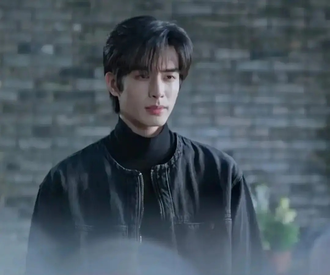 大家迷途知返吧，看《骄阳似我》了，不如看《双轨》 