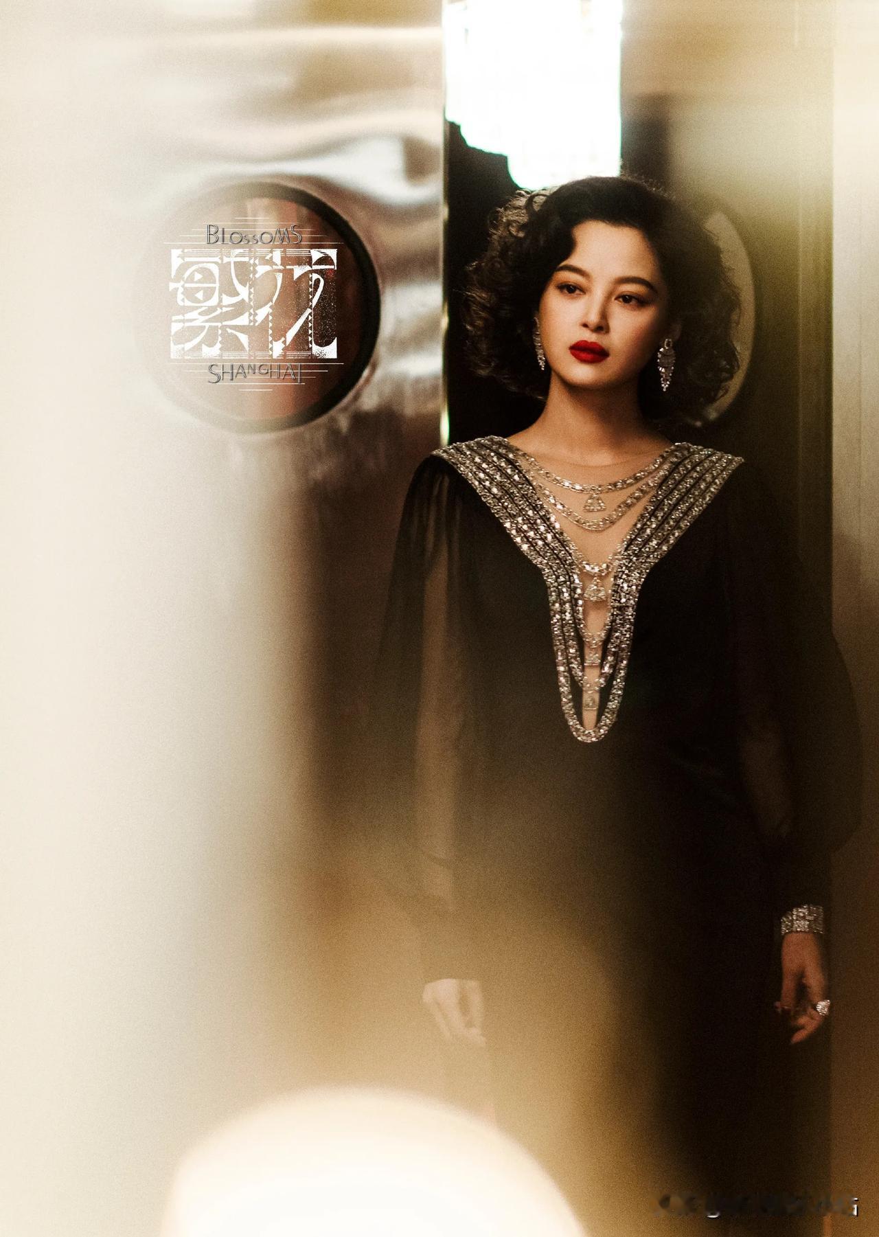 《繁花》原著三位女主结局：

1、李李

李李年轻时南下加入模特班，后来被卖到夜